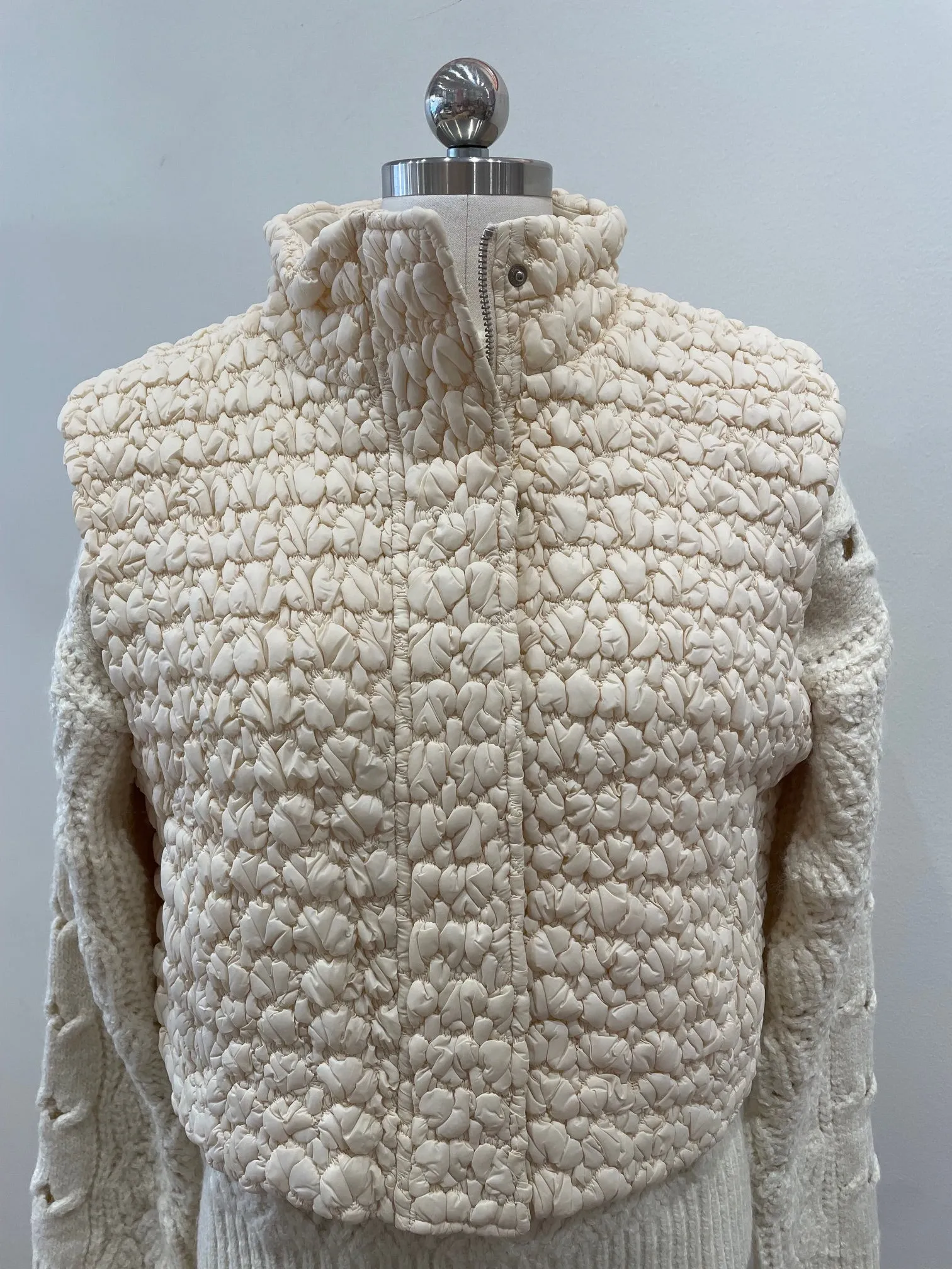 CROPPED QUILTING VEST