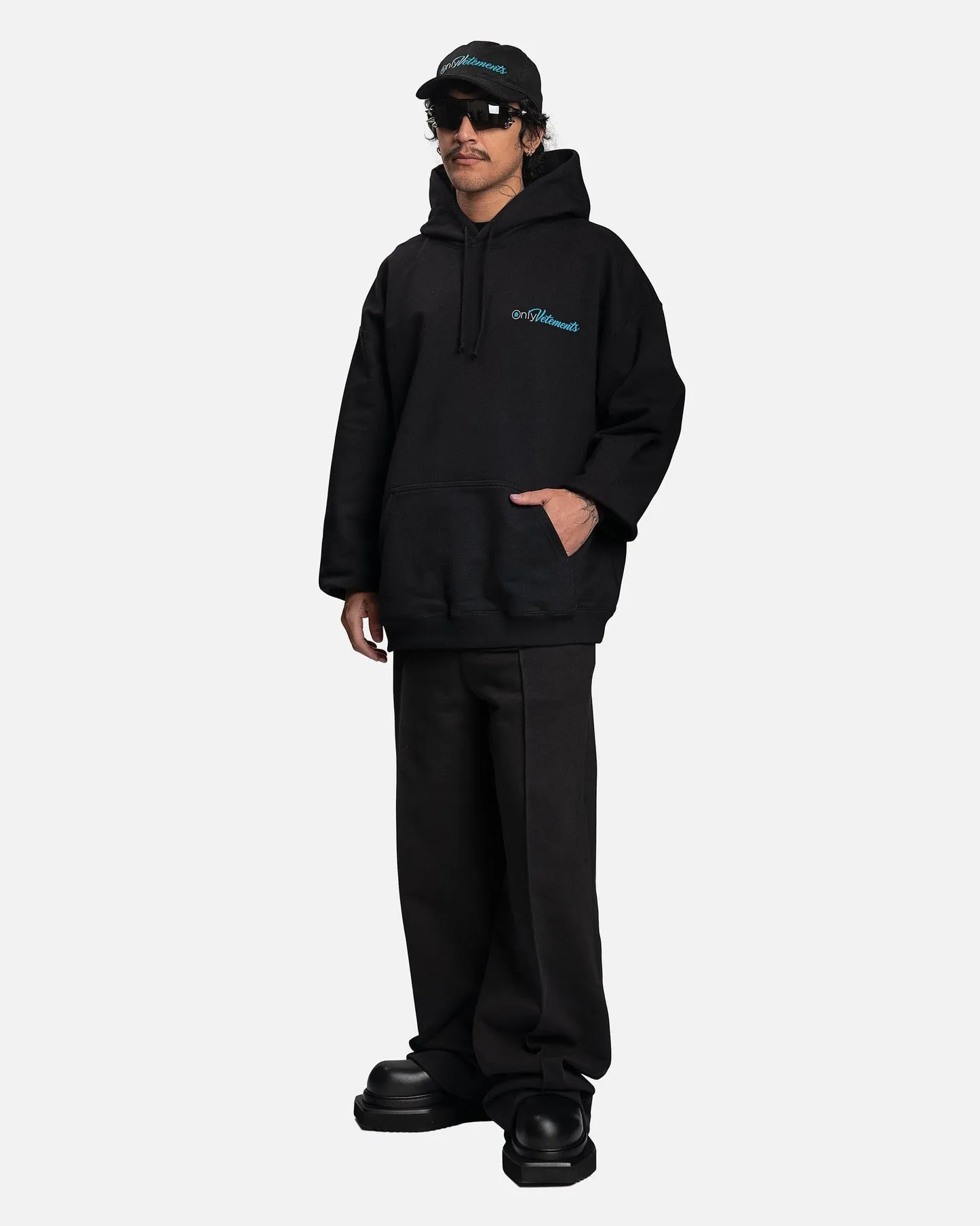 Embroided Logo Hoodie Black