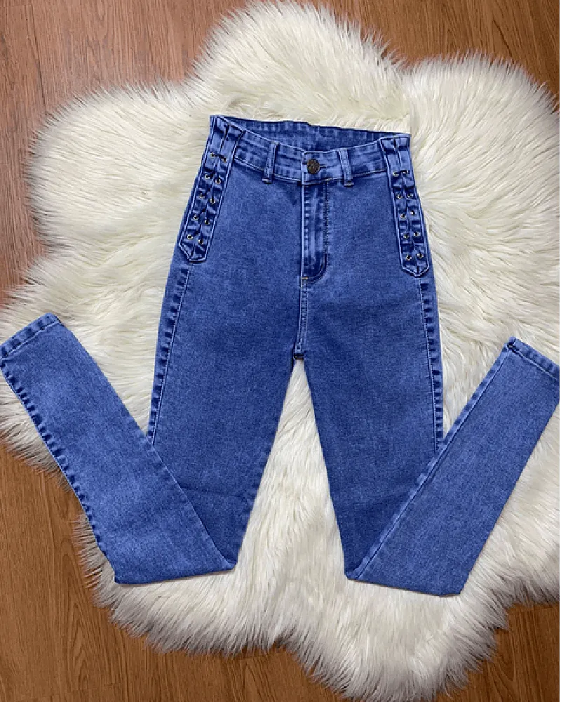 Hellblaue Geflochtene Jeans