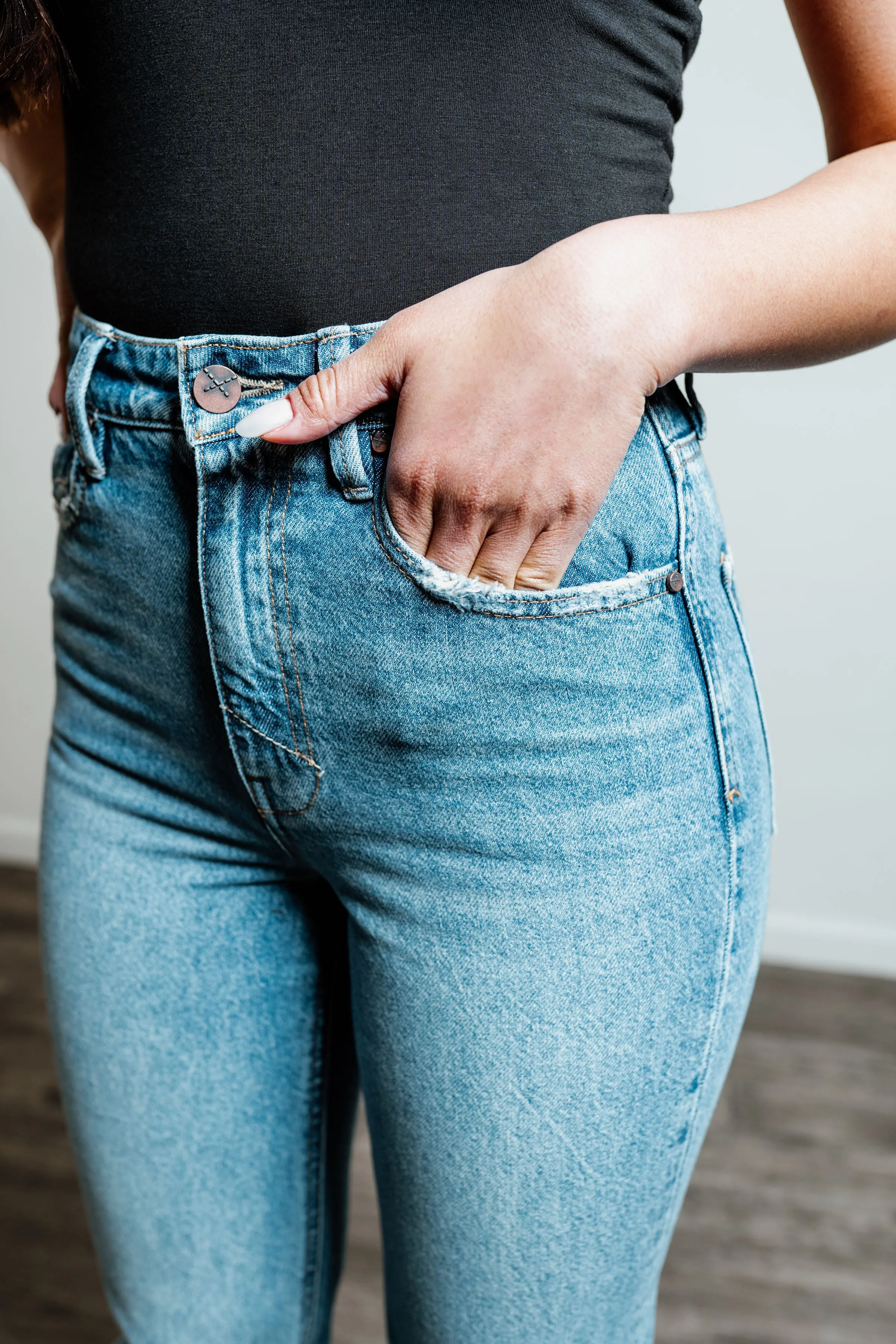 Paloma High Rise Mom Jean