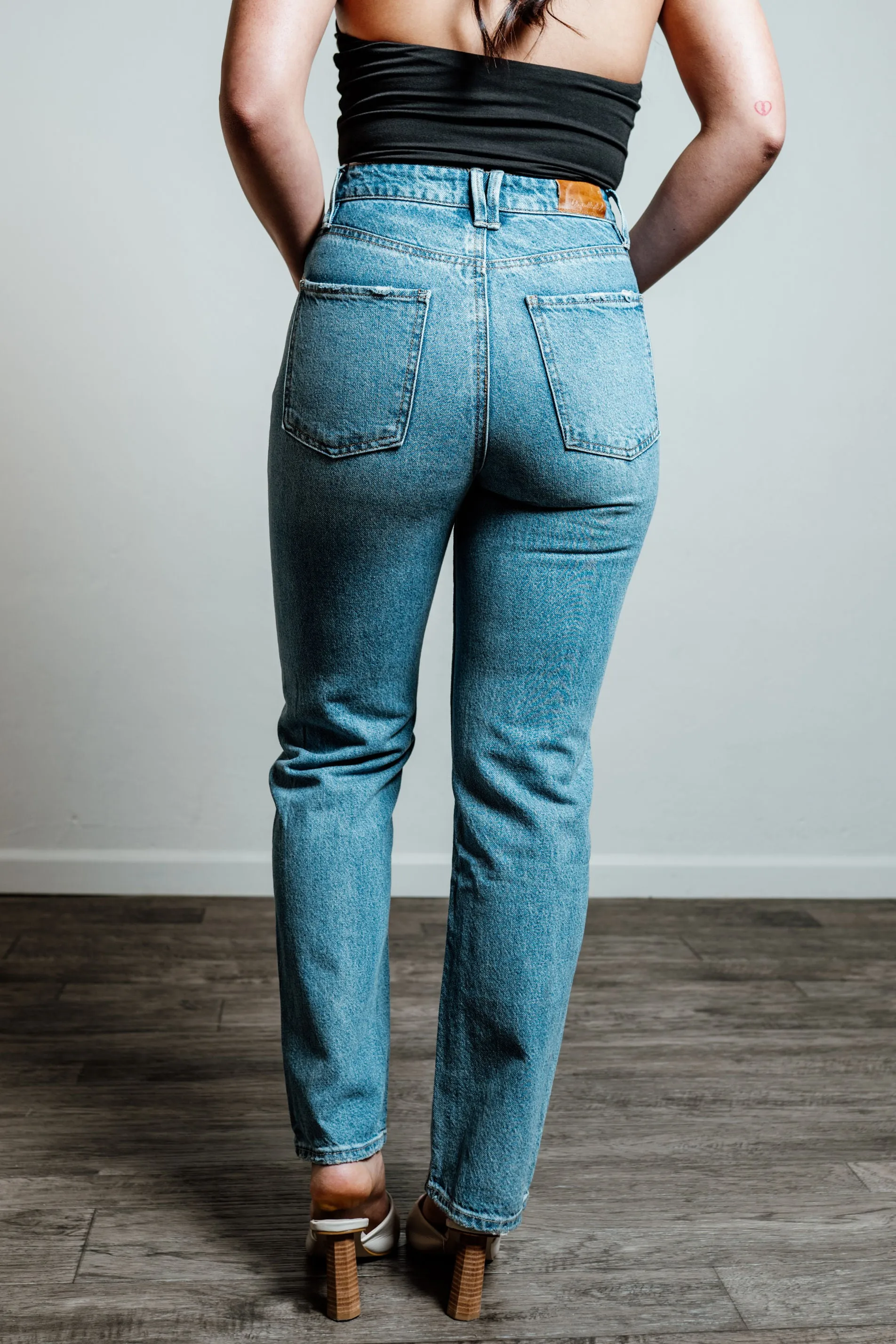Paloma High Rise Mom Jean