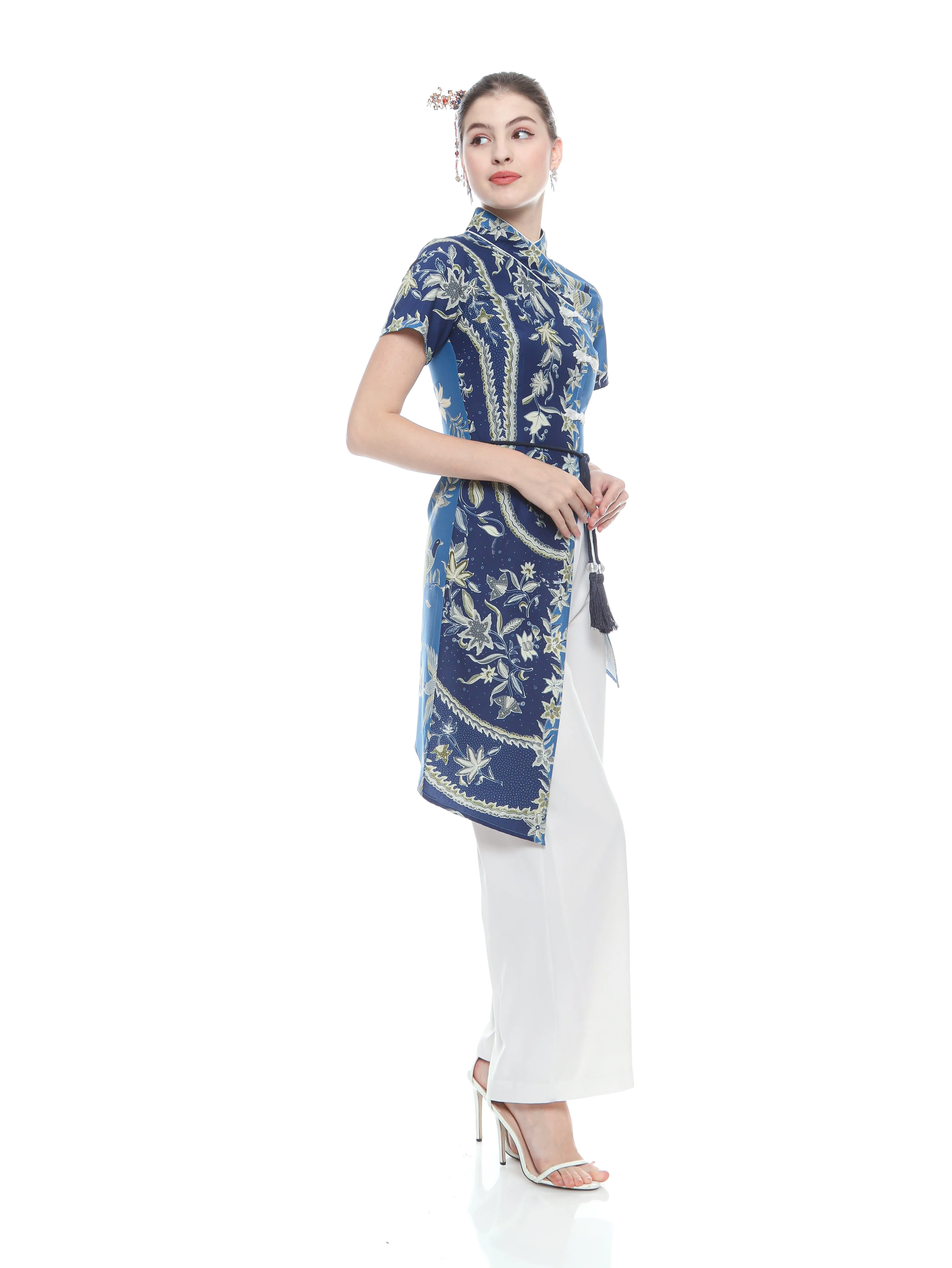 Top Cheongsam CNY Blue Ribbon
