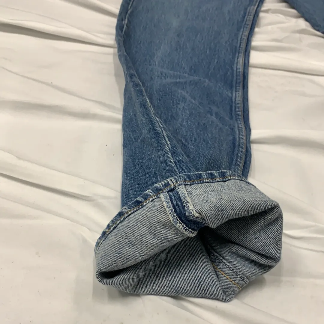 Vintage Levi’s 501 Blue Button Fly Denim Jeans - W28
